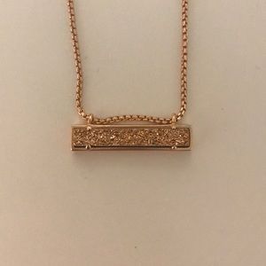 Kendra Scott necklace